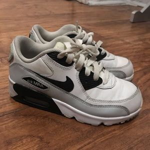 Nike Air Max Boys Shoes White size 1